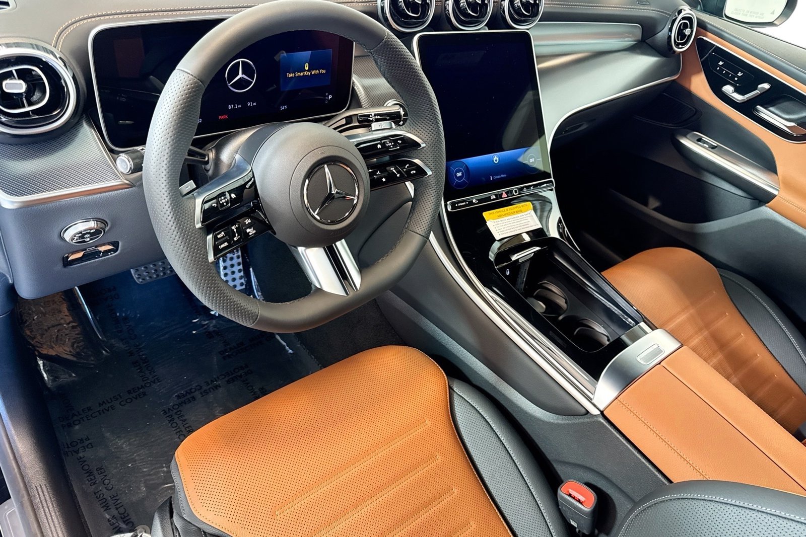 New 2026 Black Mercedes-Benz GLC 300 image 9