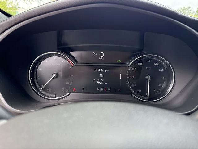 Used 2020 Silver Cadillac Premium Luxury image 15