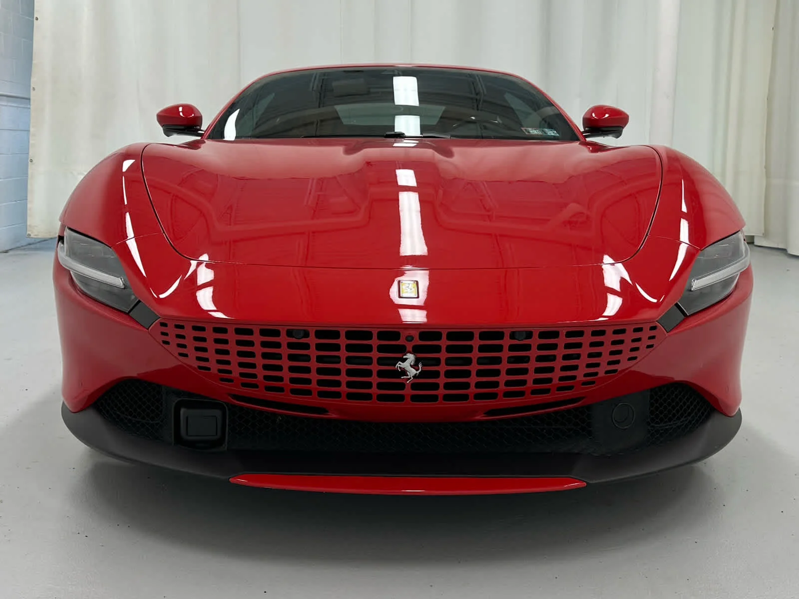 Used 2022 RED Ferrari  image 5