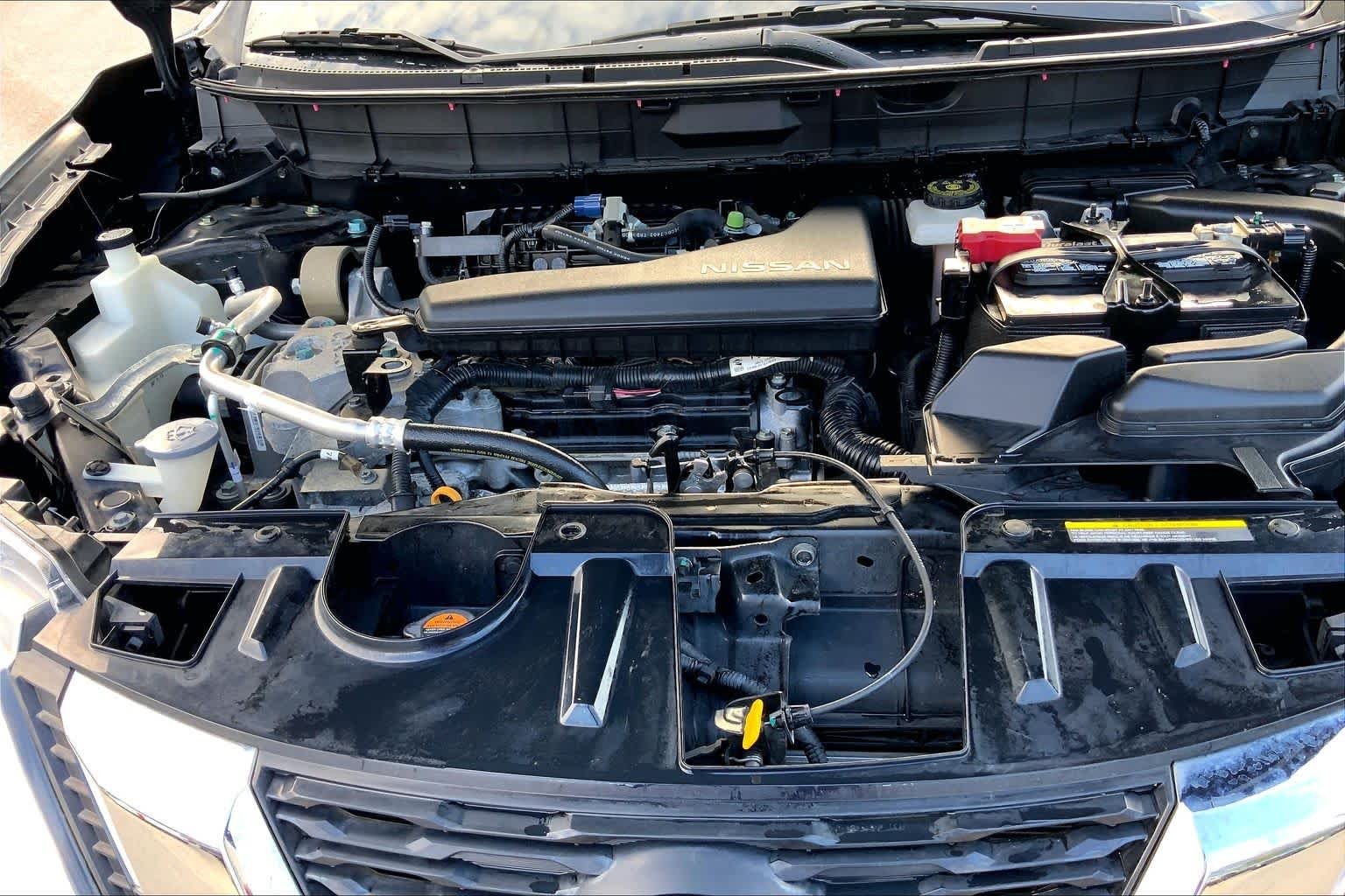 Used 2018 Magnetic Black Nissan S image 32