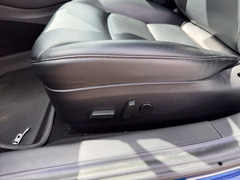 Used 2018 Blue Tesla Long Range image 14