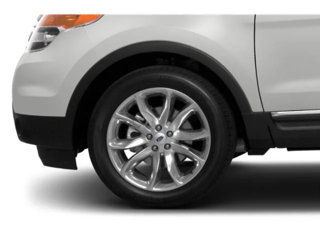 Used 2015 Red Ford XLT image 11