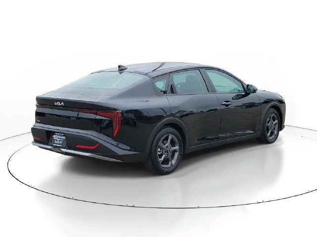 Used 2025 Black Kia LXS image 6