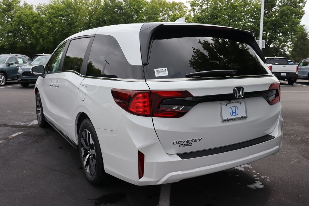 New 2026 Platinum White Pearl Honda EX-L image 3