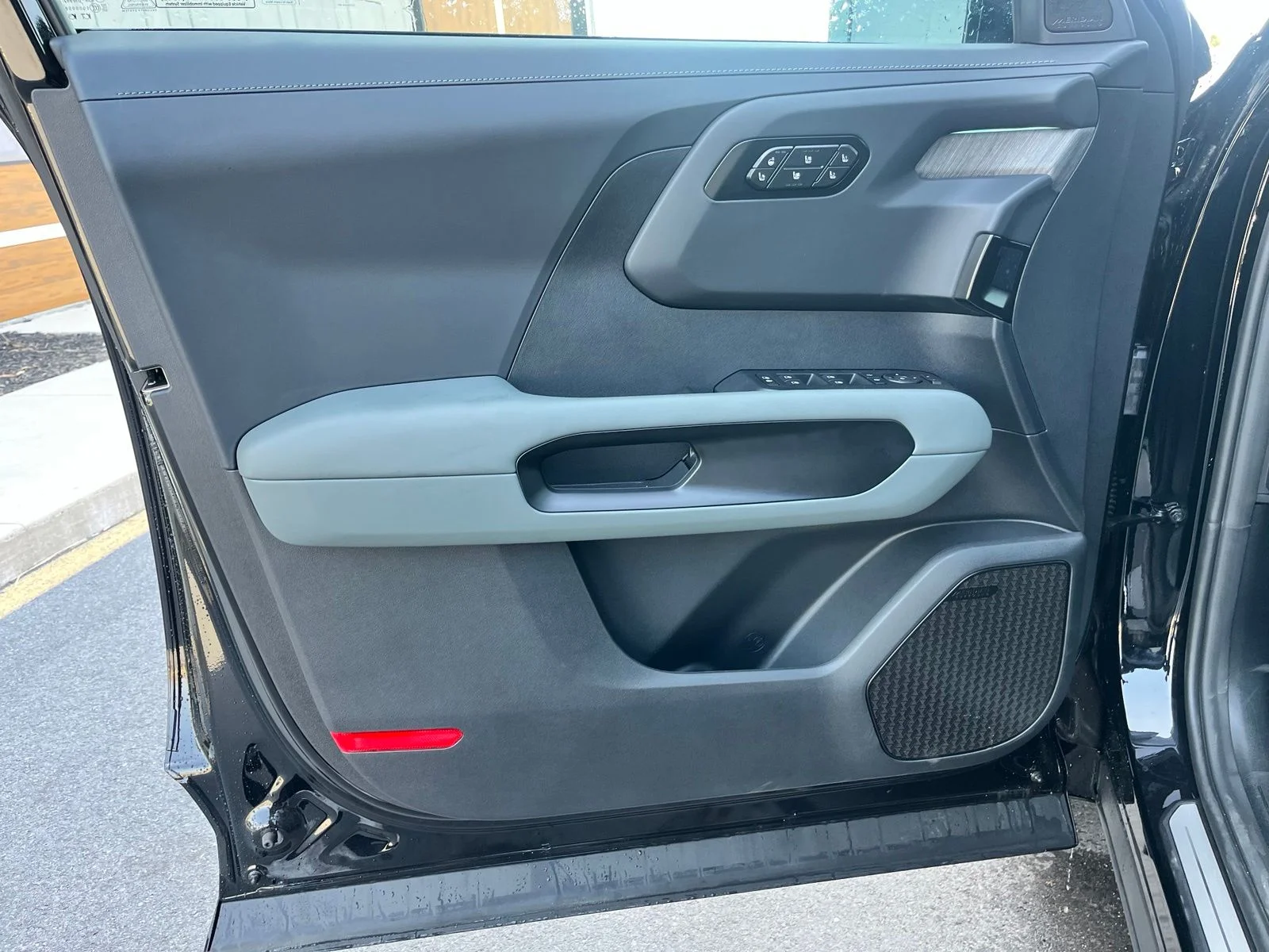 New 2027 Black Kia X-Line SX Prestige image 16