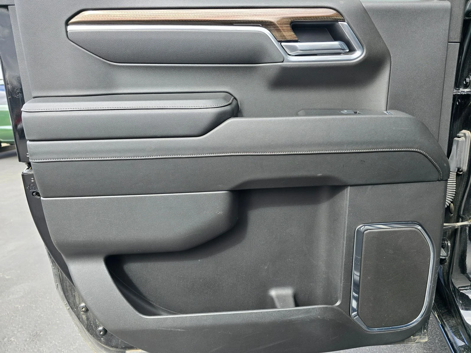 2025 Chevrolet Silverado 1500 LT - Photo 33