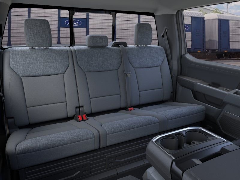 New 2026 Avalanche Ford XLT image 11