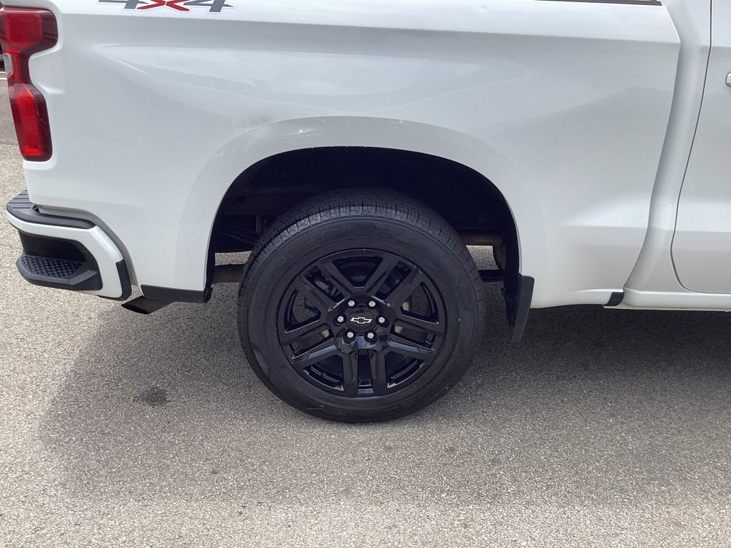 Used 2023 Summit White Chevrolet RST image 26