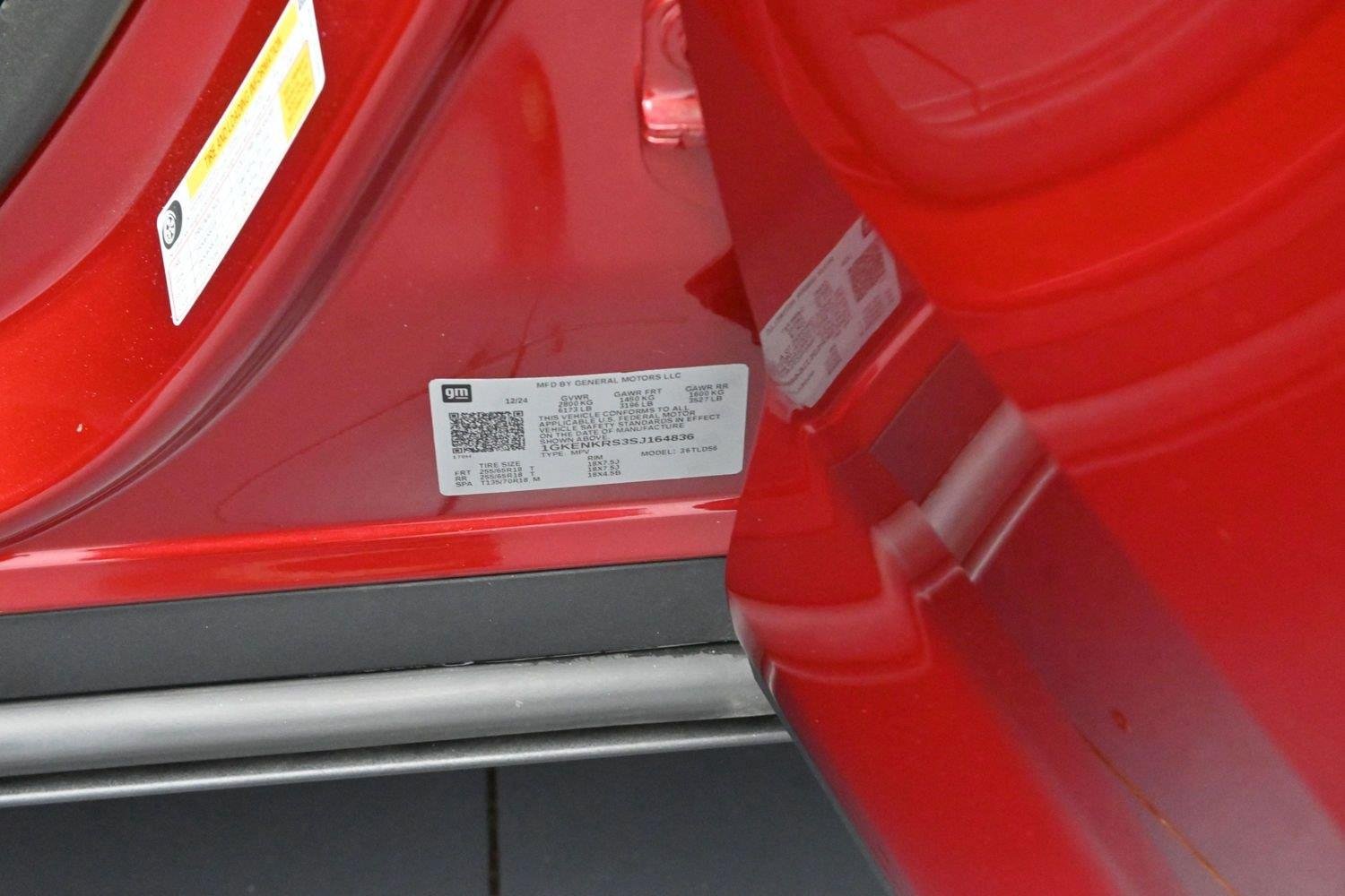 Used 2025 Volcanic Red Tintcoat GMC Elevation image 40