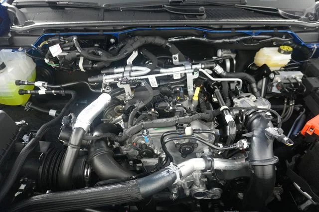 New 2026 Velocity Blue Metallic Ford XL image 33