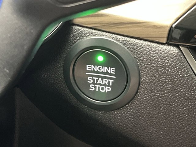 Used 2020 Blue Metallic Ford Titanium image 22