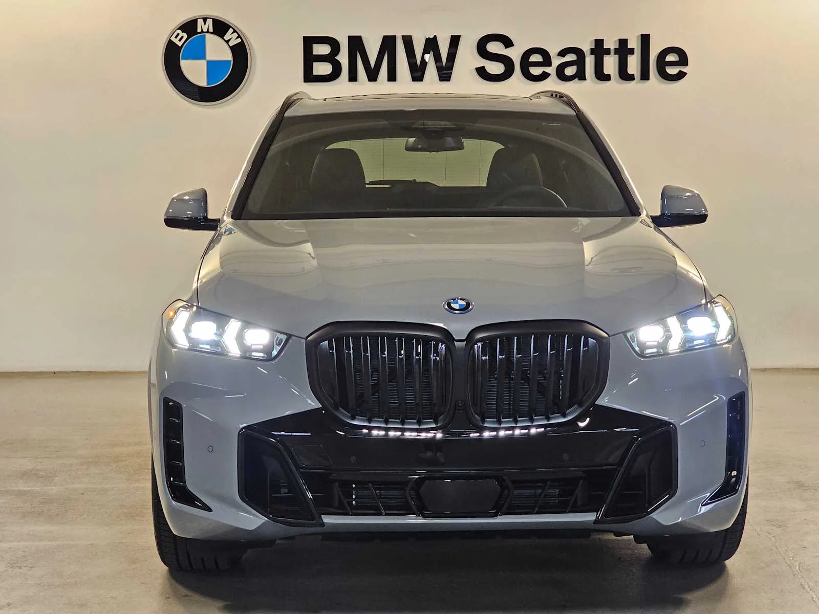 New 2026 Brooklyn Grey Metallic BMW xDrive50e image 6