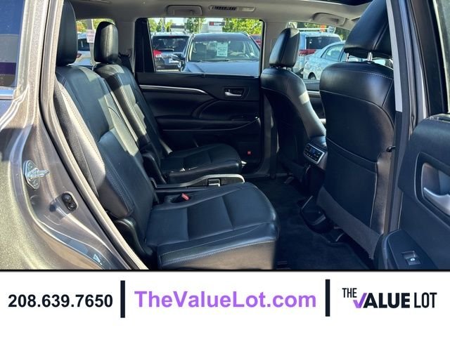 Used 2017  Toyota Limited Platinum image 20