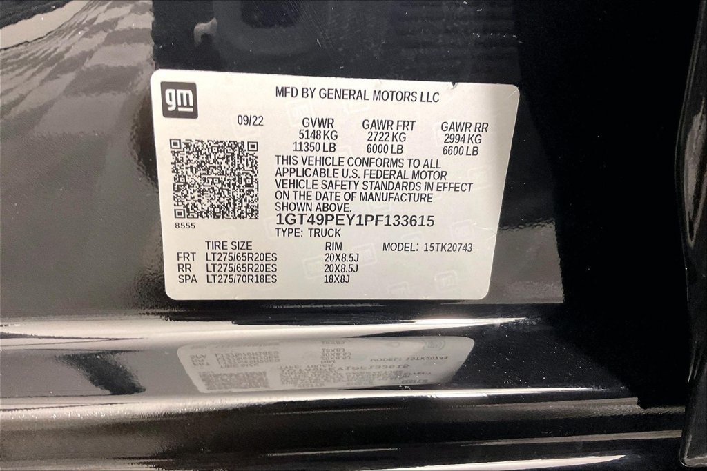 Used 2023 Black GMC AT4 image 18