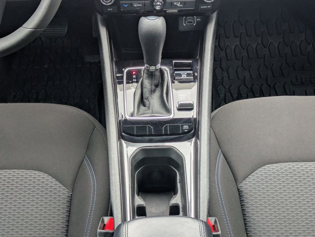 Used 2024 White Jeep Sport image 17
