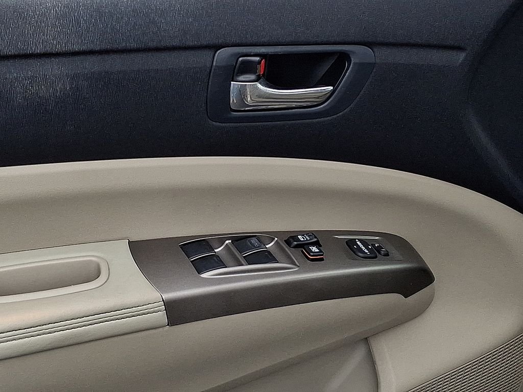 Used 2009 Beige Toyota  image 14