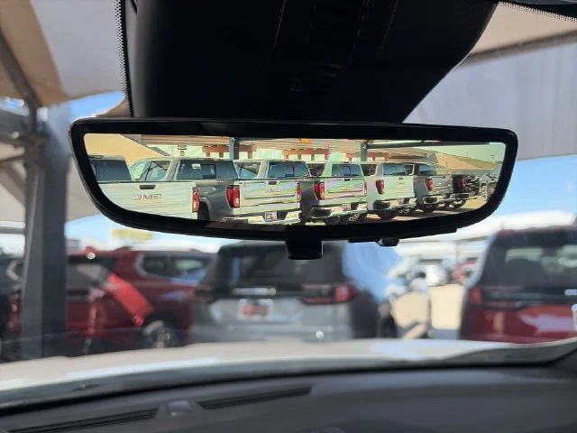 New 2027 White GMC Elevation image 18