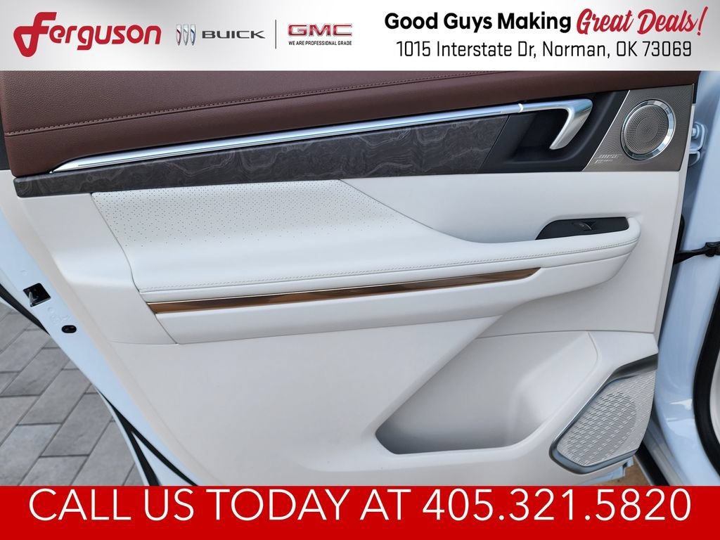 2026 Buick Enclave Avenir - Photo 43