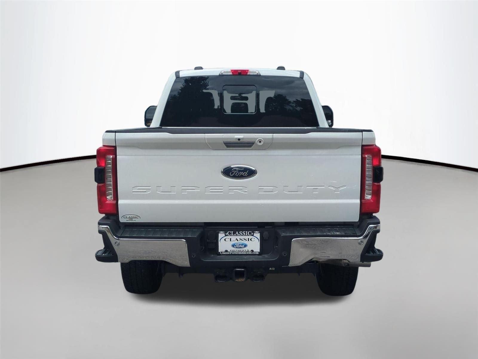 Used 2024 Star White Metallic Tri-Coat FORD  image 4
