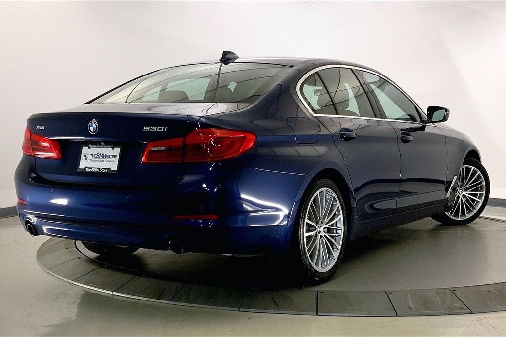 Used 2019 Mediterranean Blue Metallic BMW  image 12