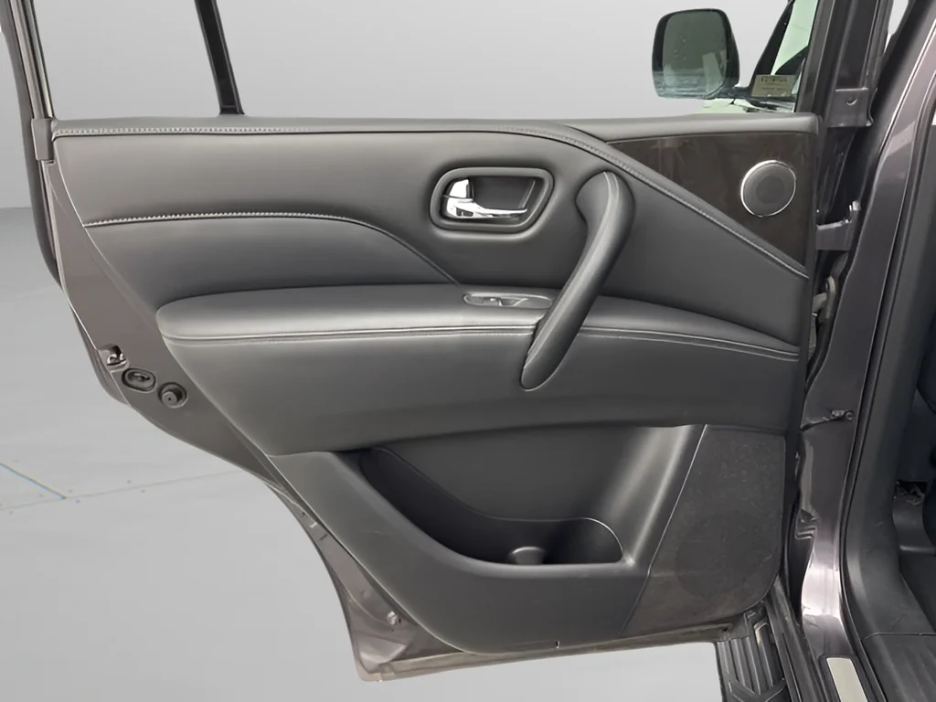 Used 2024 Anthracite Gray INFINITI LUXE image 30