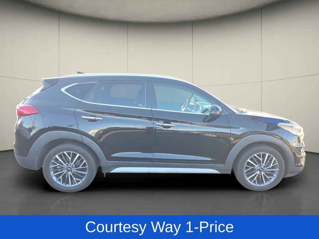 Used 2019 Black Hyundai Limited image 9