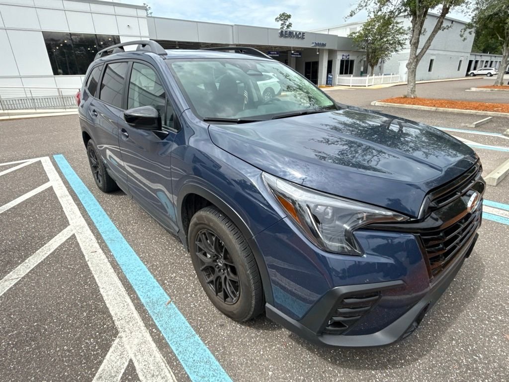 Used 2025 Blue Subaru Onyx Edition Touring image 3