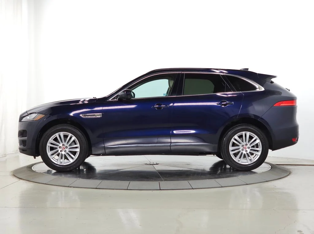 Used 2020  Jaguar 25t Prestige image 2
