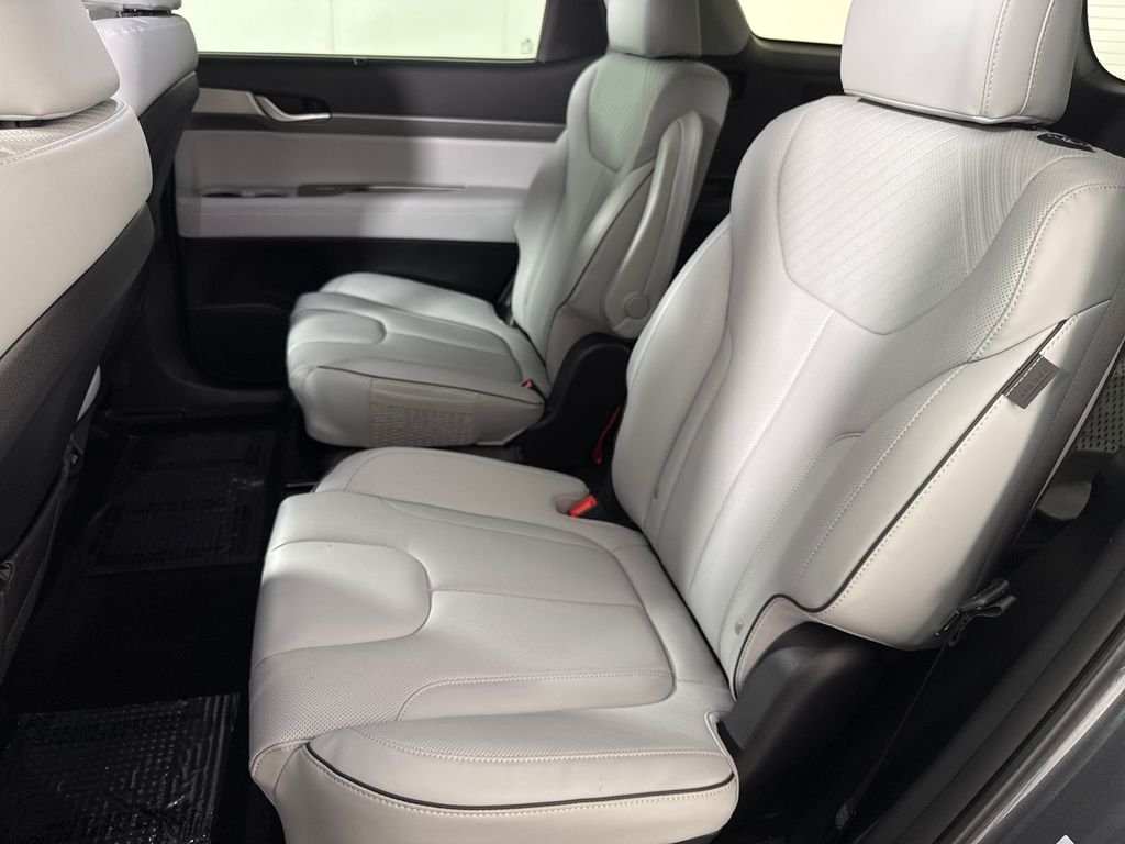 Certified Used 2025 Gray Hyundai SEL Premium image 15