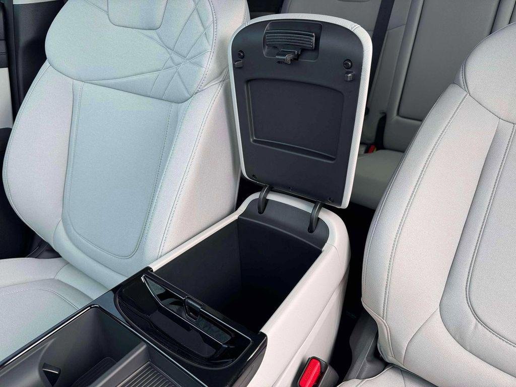 New 2026  Hyundai SEL AWD image 18