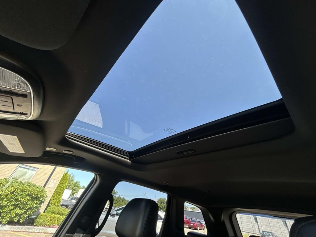 Used 2021 Black Jeep Laredo X image 32