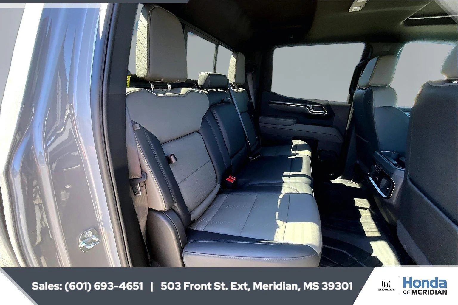 Used 2024 Slate Gray Metallic Chevrolet ZR2 image 20