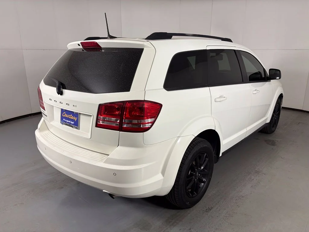 Used 2020 White Dodge SE image 9