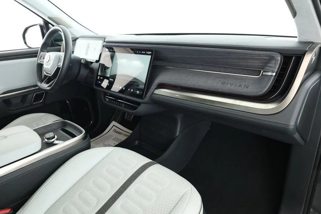 Used 2024 El Cap Granite Rivian Adventure Dual Motor Standard Pack w/ Ocean Coast Interior image 26