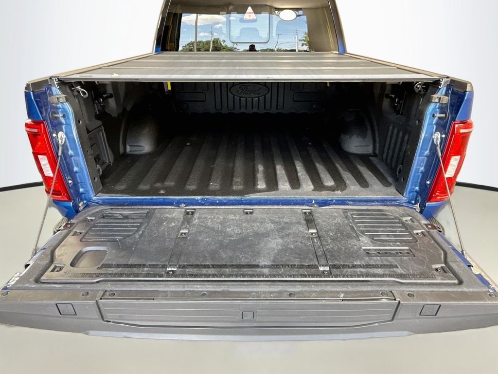 Used 2023 Atlas Blue Metallic Ford XLT image 27
