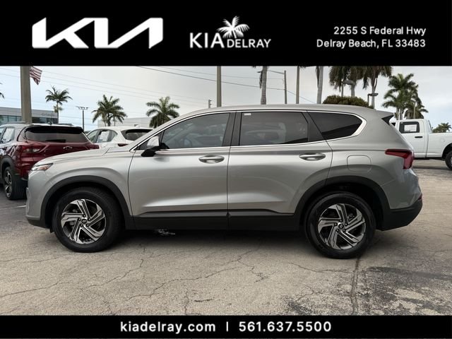 Used 2023 Silver Hyundai SE image 5