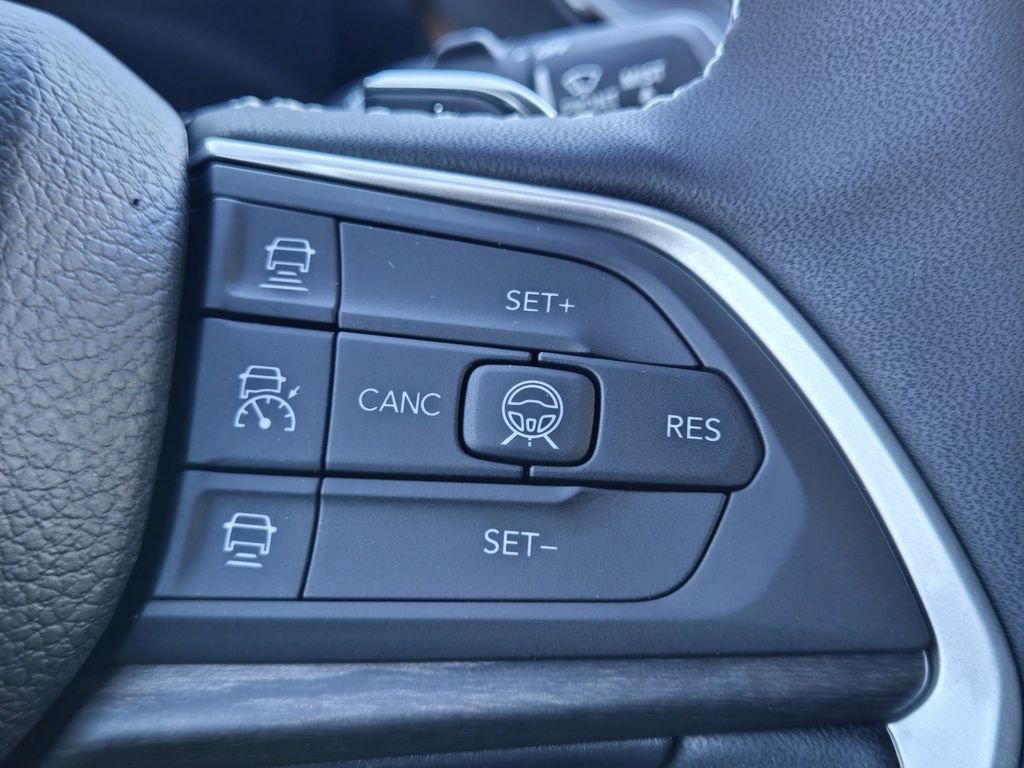 New 2026 Steel Blue Exterior Paint Jeep Limited Reserve image 15