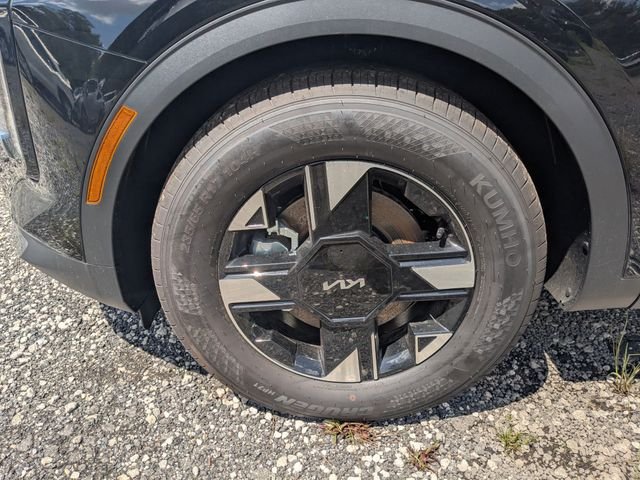New 2026 Ebony Black Kia LX image 11