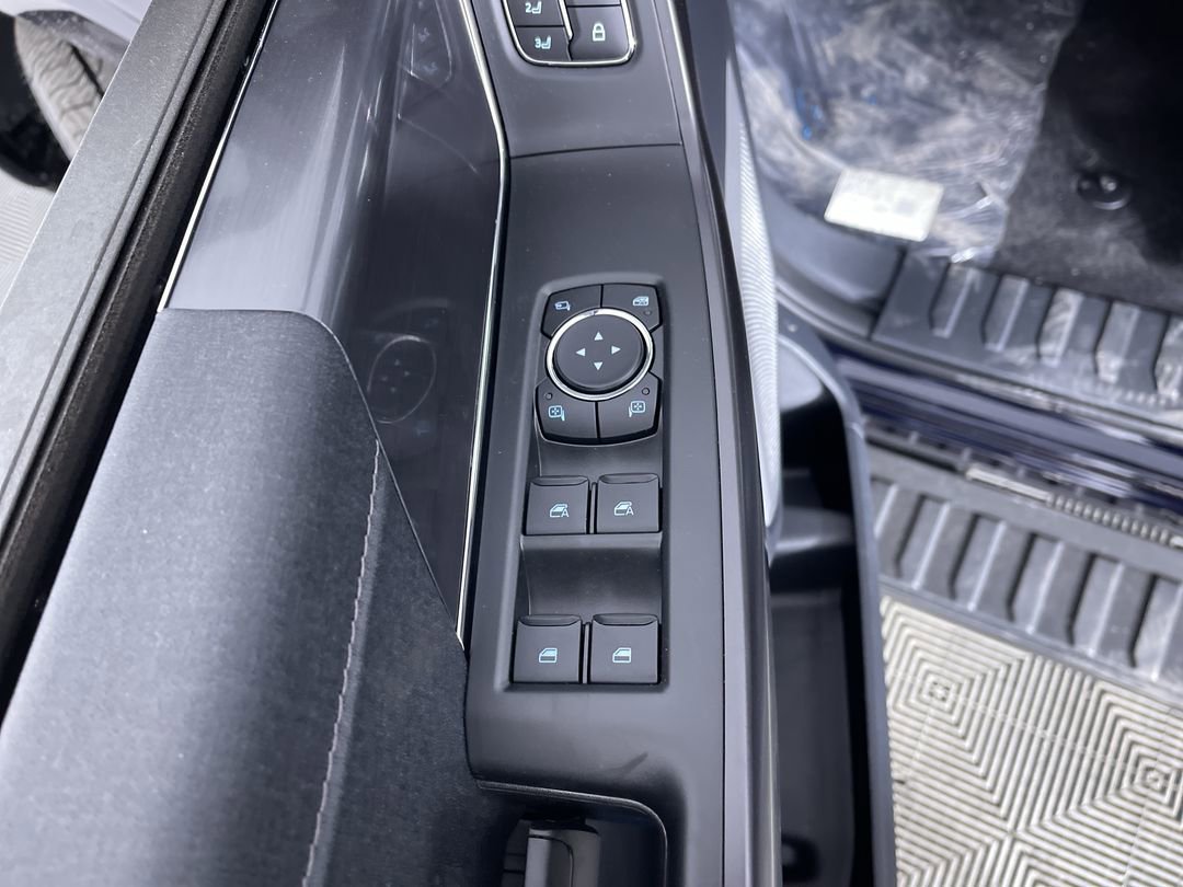 New 2026 Antimatter Blue Metallic Ford Lariat image 13