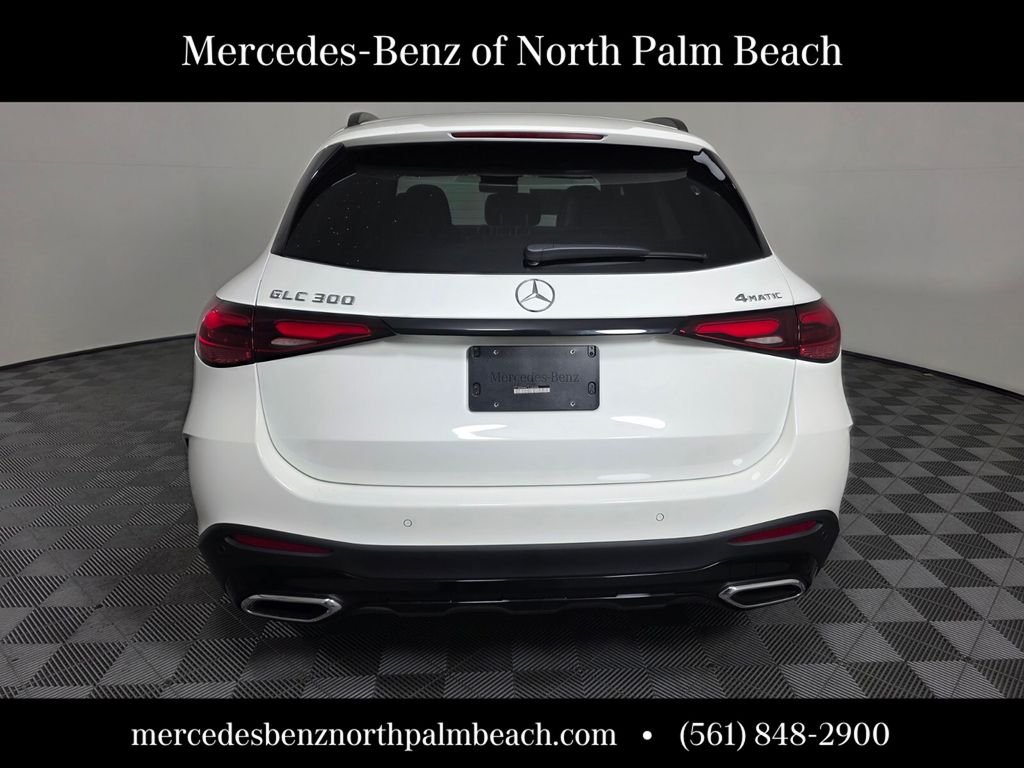New 2026 Polar White Mercedes-Benz GLC 300 image 5