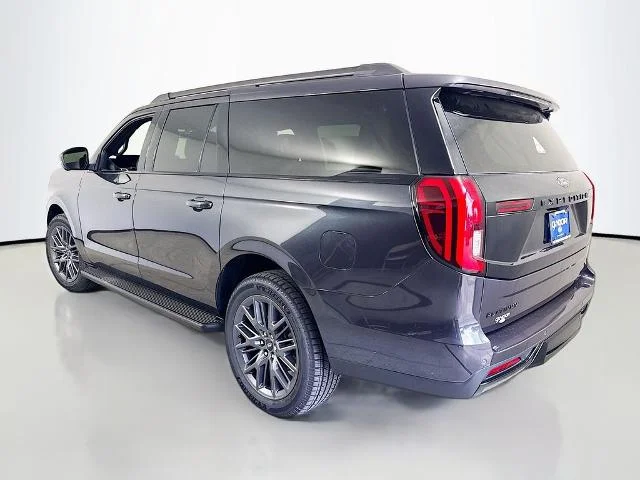 New 2026 Dark Matter Gray Metallic Ford MAX Platinum® image 40