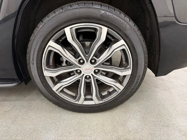 Used 2018 Black GMC Denali image 31
