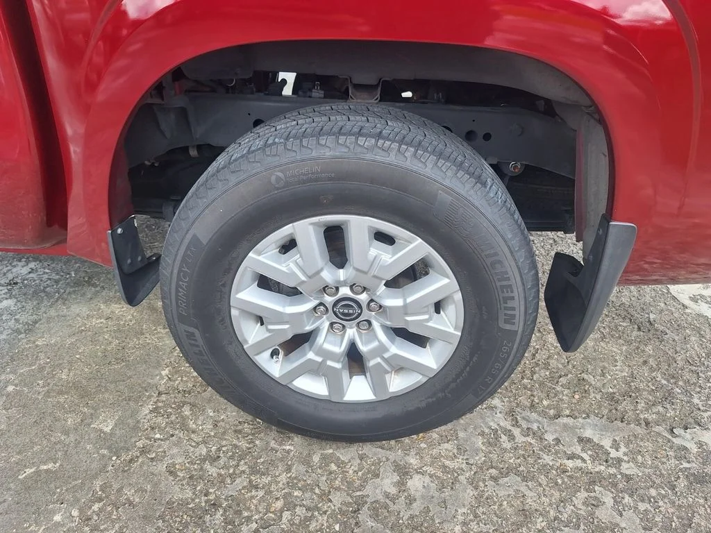 Used 2023 Red Nissan SV image 25
