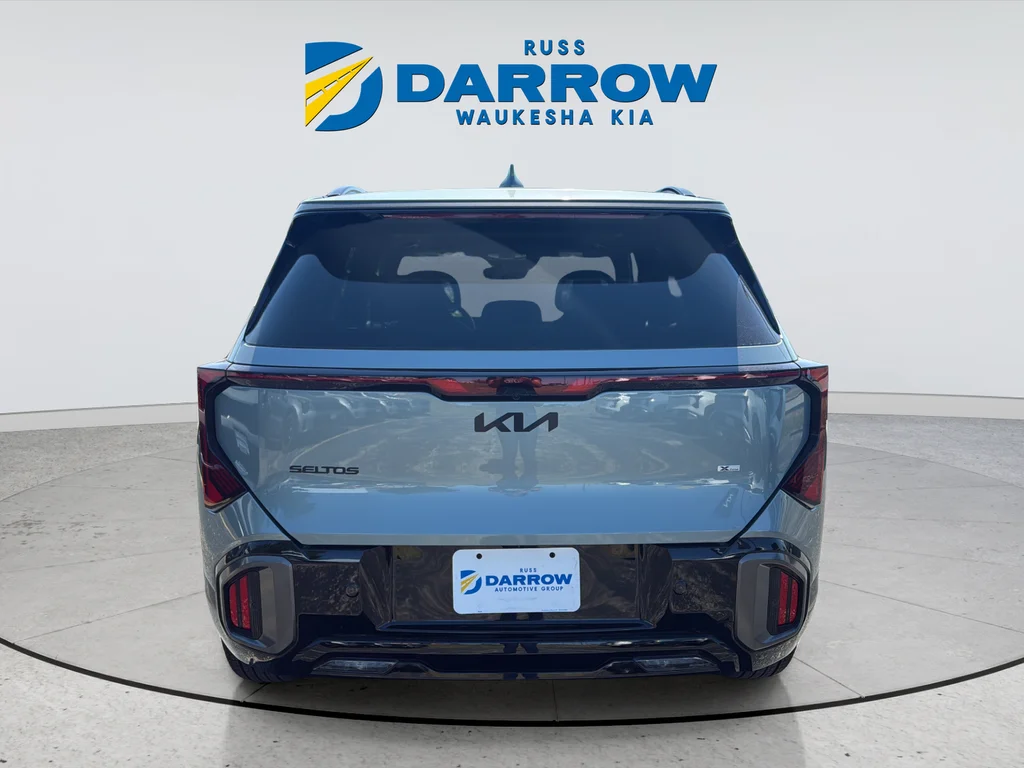 New 2027 Iceberg Green Kia X-Line S image 4