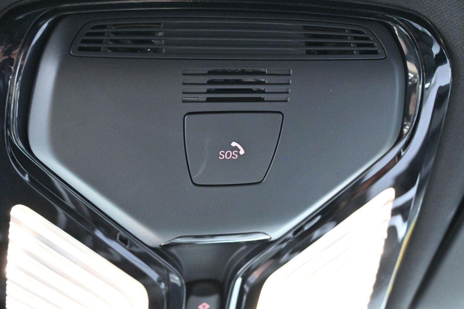 Used 2024 Carbon Black Metallic BMW xDrive40i image 29
