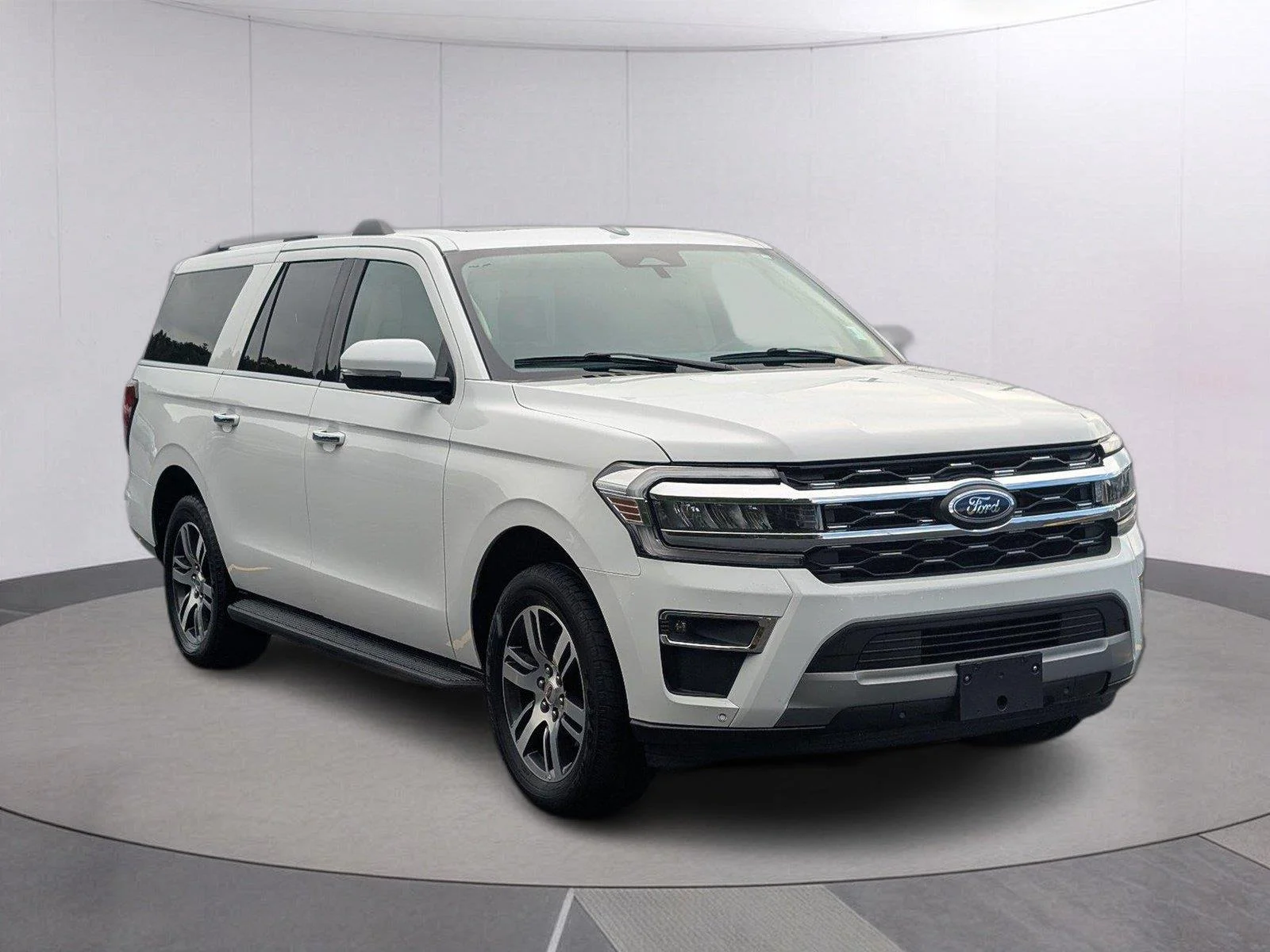 Used 2024 Oxford White Ford Limited image 7
