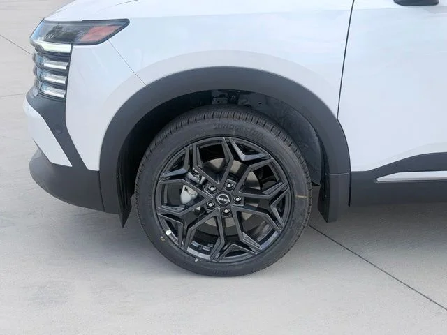 New 2027 White Nissan SR image 32