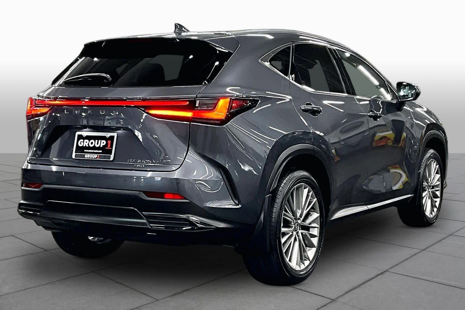 2026 Lexus NX Hybrid 350h - Photo 12