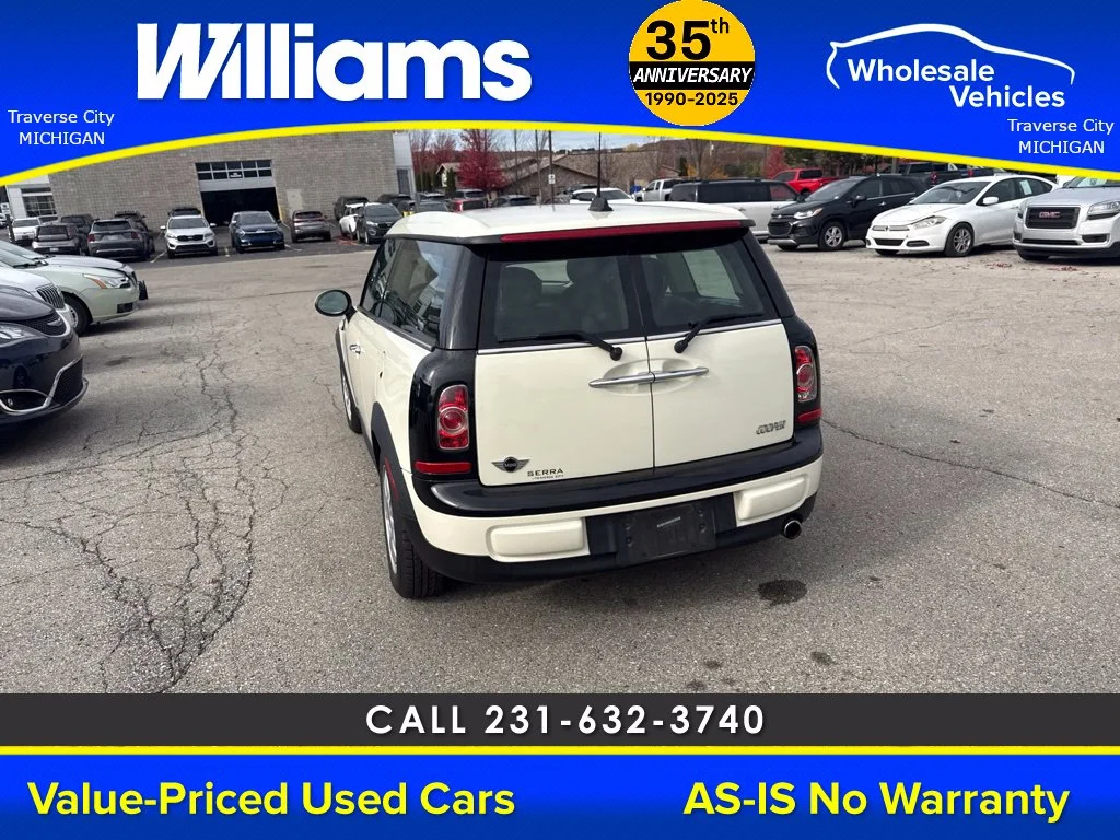 Used 2013 Pepper White MINI Clubman image 18