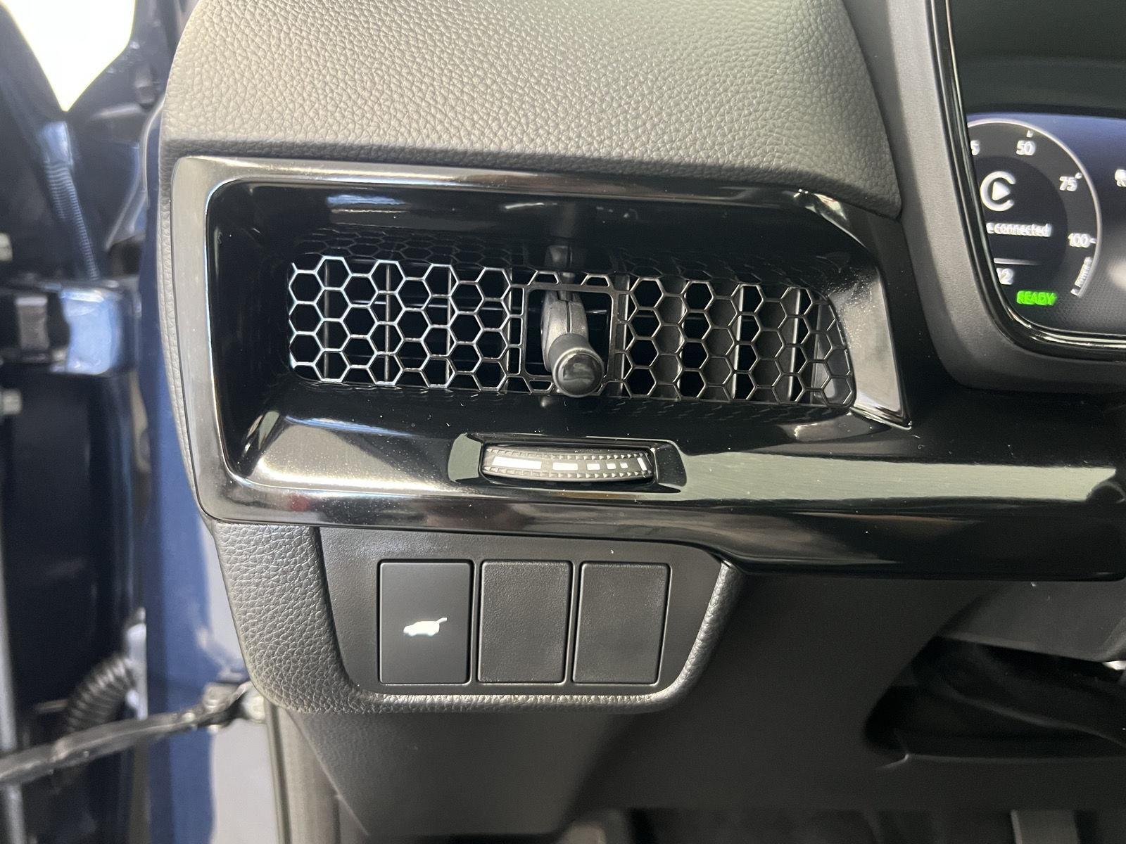 2026 Honda CR-V Sport Touring - Photo 19